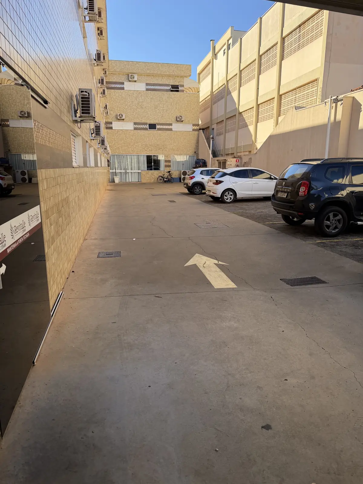 Estacionamento do Hotel Revitalle
